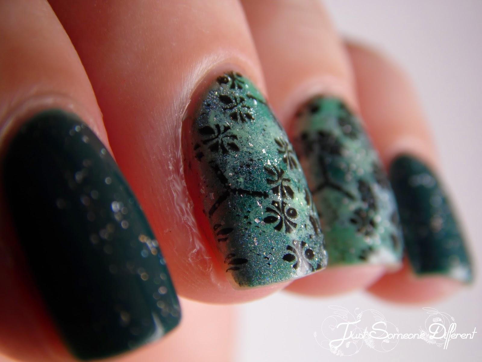 Winter Nails #3: Fairy snowflakes
