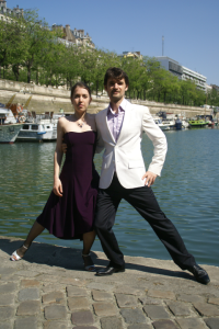 Cours collectifs de tango argentin. Niveau débutant.  Du 25 avril au 27 juin 2014.