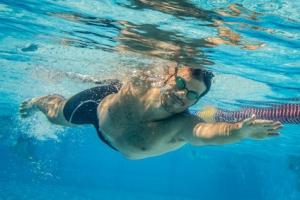 NATATION, RÉÉDUCATION: Pouvoir suivre la performance musculaire dans l'eau – JBO