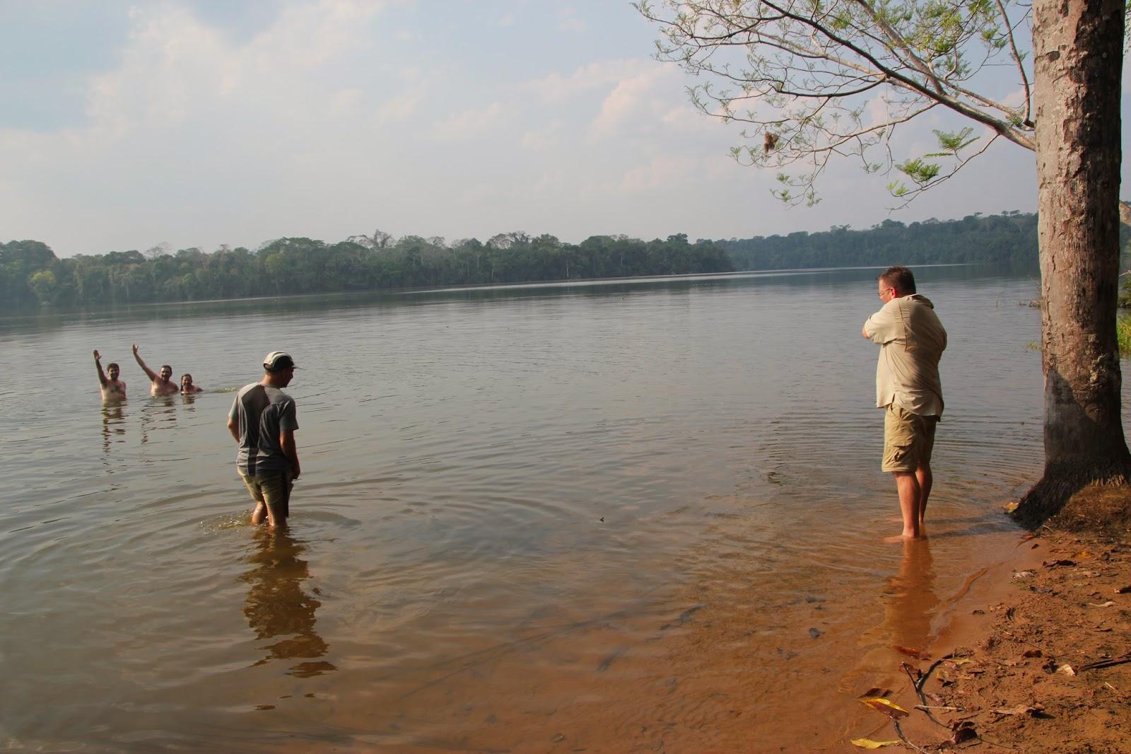 Voyage au Pérou 3: Amazonie - Le lac aux pirhanas