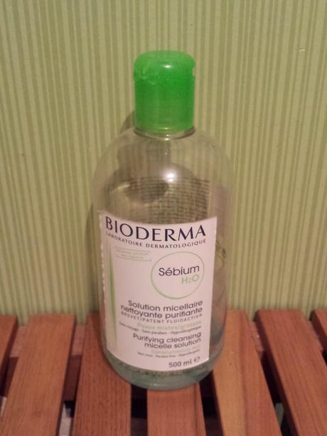 Acné : routine, soins, traitement Acné : routine, soins, traitement