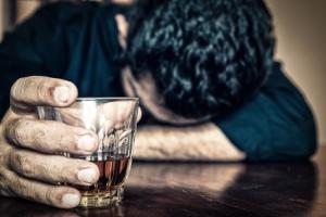 ALCOOL et risque de SUICIDE: L'insomnie est souvent de la partie – Journal of Clinical Sleep Medicine
