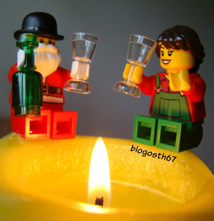 Pere_Noel_Evgeniya_Champagne_Lego