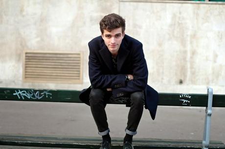 Acne-studios-coat_LoftDesignBy-sweater_black-skinny_Marcopolo-belt_Church's-Shoes_Arthur-Socks_Maison-Fabre-gloves_blog-mode-homme_Paris_Mensfashion