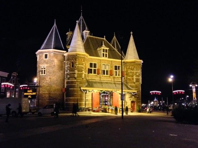 Nieuwmarkt, une chouette place d'Amsterdam