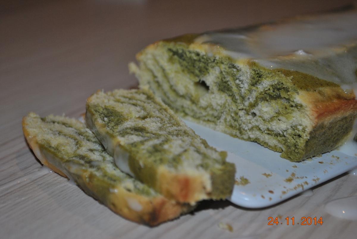 Cake marbré au thé Matcha