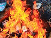 Thaïlande: Vins, alcools, erotisme: bûcher