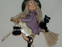  Sorcière avec leur p'tit chat  à suspendre en porcelaine froide