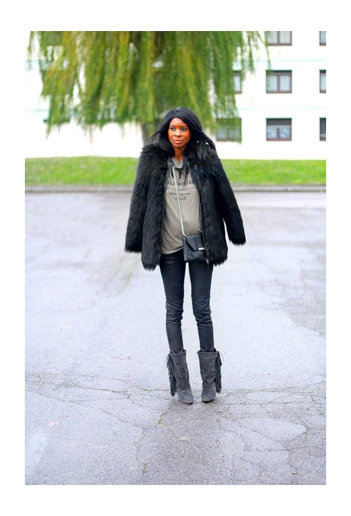 Franges et fausse fourrure