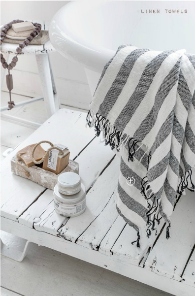 Lin By Pia's design photo Paulina Arcklin via Nat et nature Le lin By Pia's design vu par Paulina Arcklin