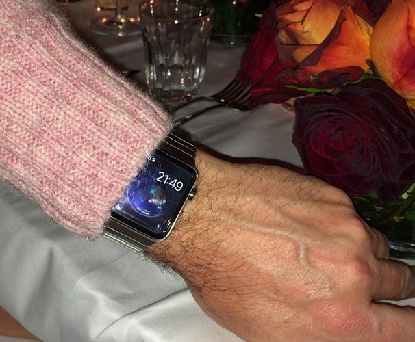 L’Apple Watch, déjà sur le poignet d’un mystérieux personnage !   Recently updated !