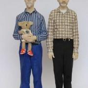 Two Gentlemen and Mr.Jones (Australia), sculpture sur bois de tilleul,