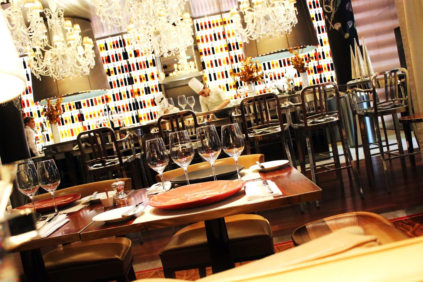 La Cuisine *  - 75 008 Paris