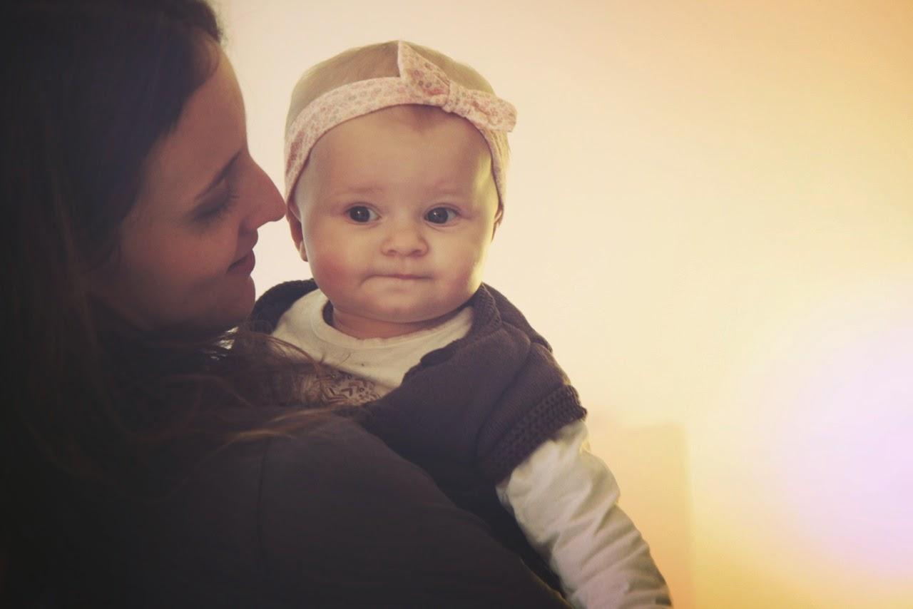 Des bises sur les joues d'Emmy