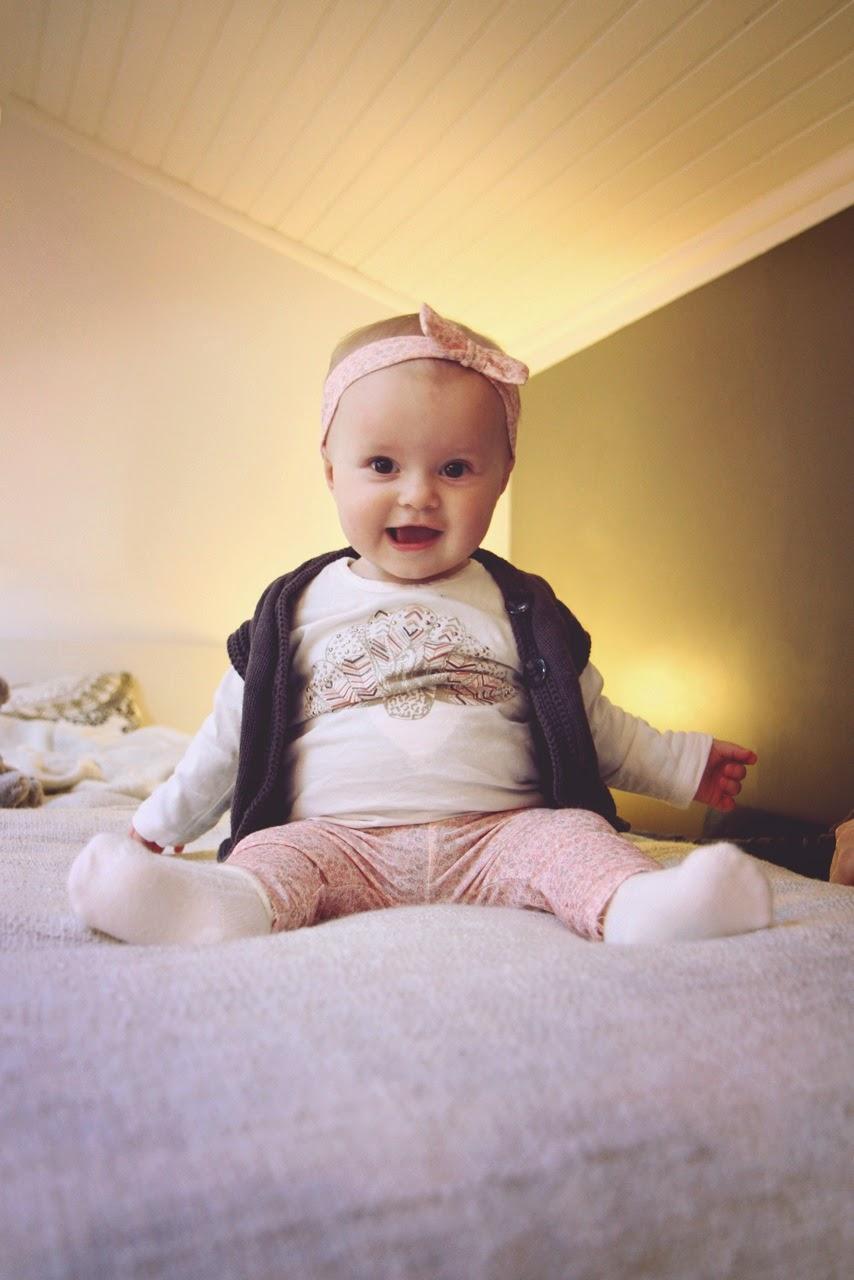 Des bises sur les joues d'Emmy