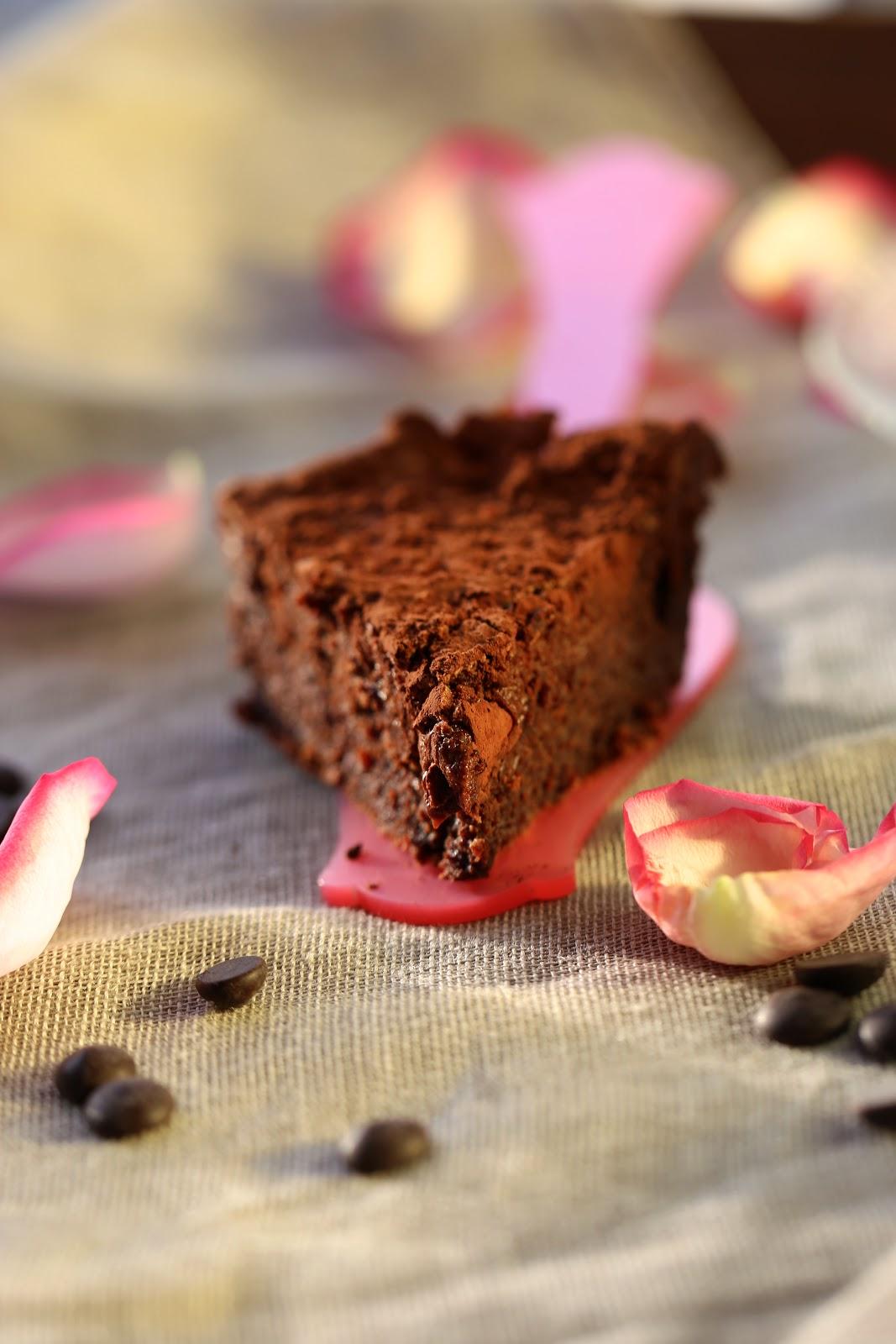 Irrésistible gâteau fondant au chocolat / chocolate  fudge cake recette d'Ottolenghi