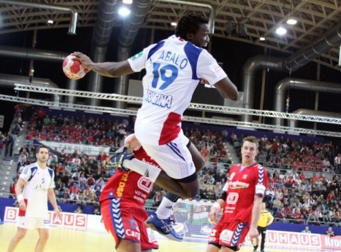 Que le handball possède des gestes techniques?