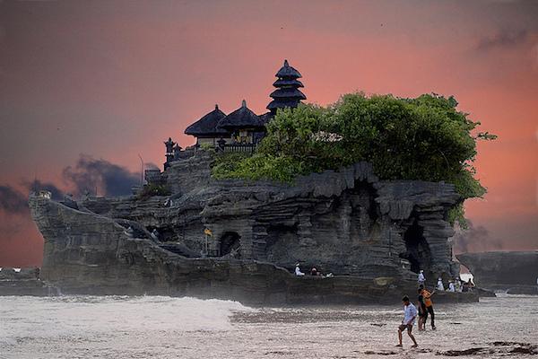 Bali Tanah Lot (© Fabio Gismondi - Flickr)