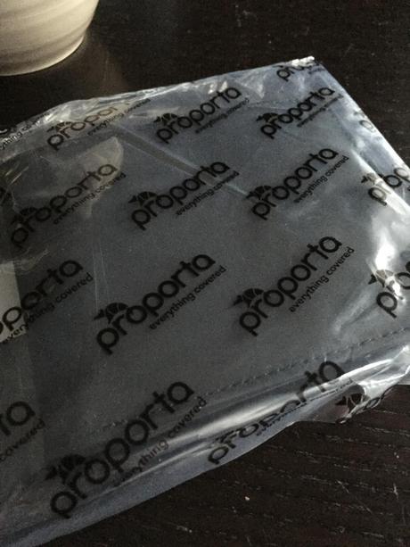 Test-Flash : Portefeuille en cuir SafeKeep avec batterie TurboCharger Gizmo ! 4 Recently updated ! IMG_2306