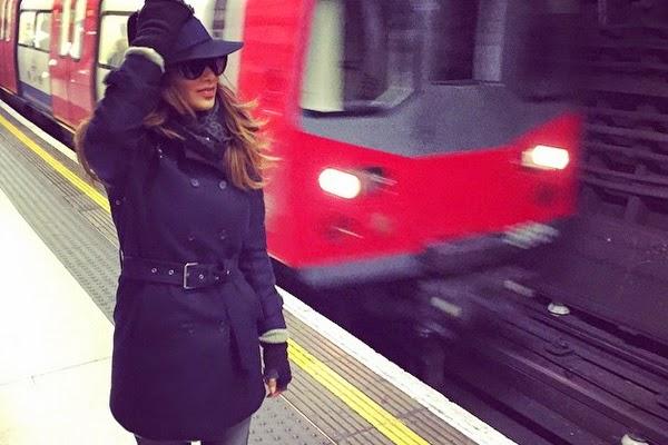Nicole Scherzinger prend le métro !