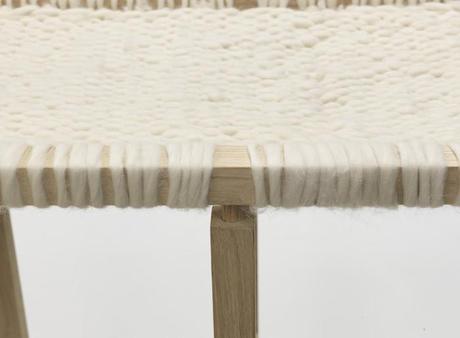 WOOL AND WOOD la console bois et laine par Amaury Poudray