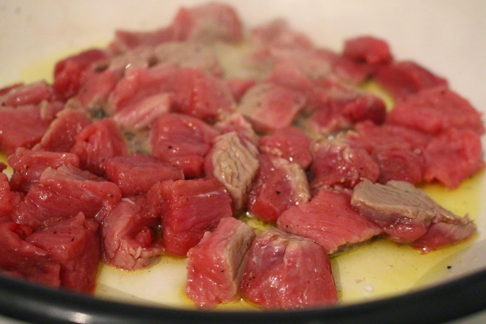 Au menu: steak sauce gorgonzola