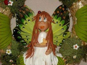 Couronne avec p'tite elfe papillon en porcelaine froide