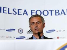Chelsea Mourinho défend Costa