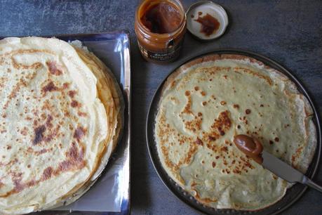 [Recette] Pour la Chandeleur, je tente le gâteau de crêpes au caramel au beurre salé !