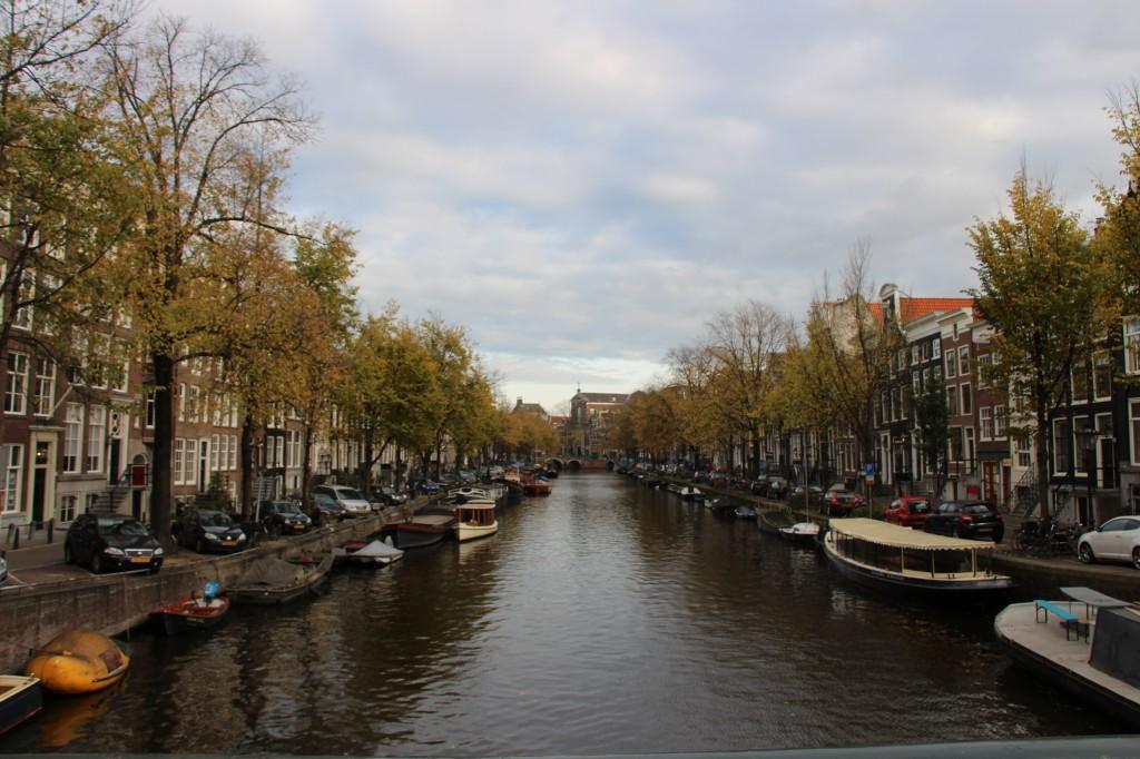Lost in Amsterdam #1 (Visit + Enjoy)