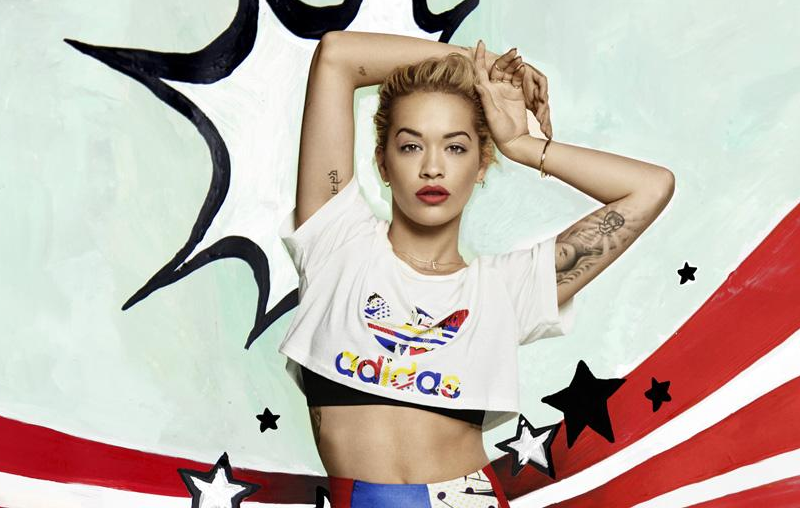 Le Super Pack d’Adidas Originals et Rita Ora sent bon le Pop Art