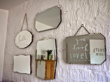 Royaume-Uni  / Melanie Giles Café  : Un salon de coiffure-café /