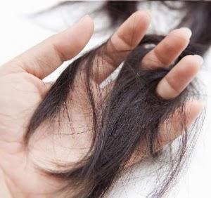 Astuces simples et naturelles pour prevenir la  chute de cheveux