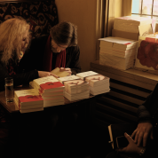 Il y a quelques jours à l’Archiduc : Conférence de presse Bruxelles > Présentation des ouvrages du nouvel auteur BIEFNOT-DANNEMARK