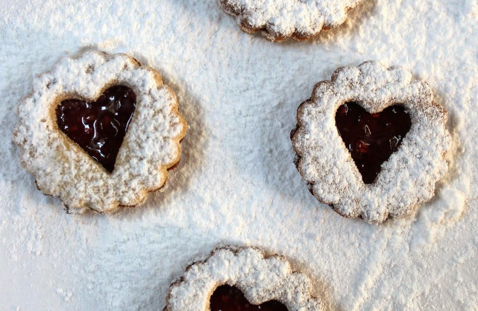 Joyeuse Saint-Valentin & Biscuits au cœur de confiture