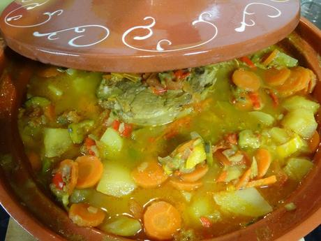 TAJINE D'AGNEAU AUX LÉGUMES 