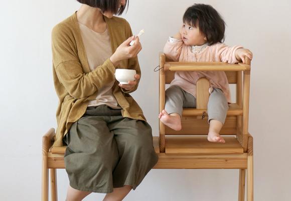 superbes figurines et mobilier en bois pour enfants (bureau, chaise haute, banc, sofa) par Take G