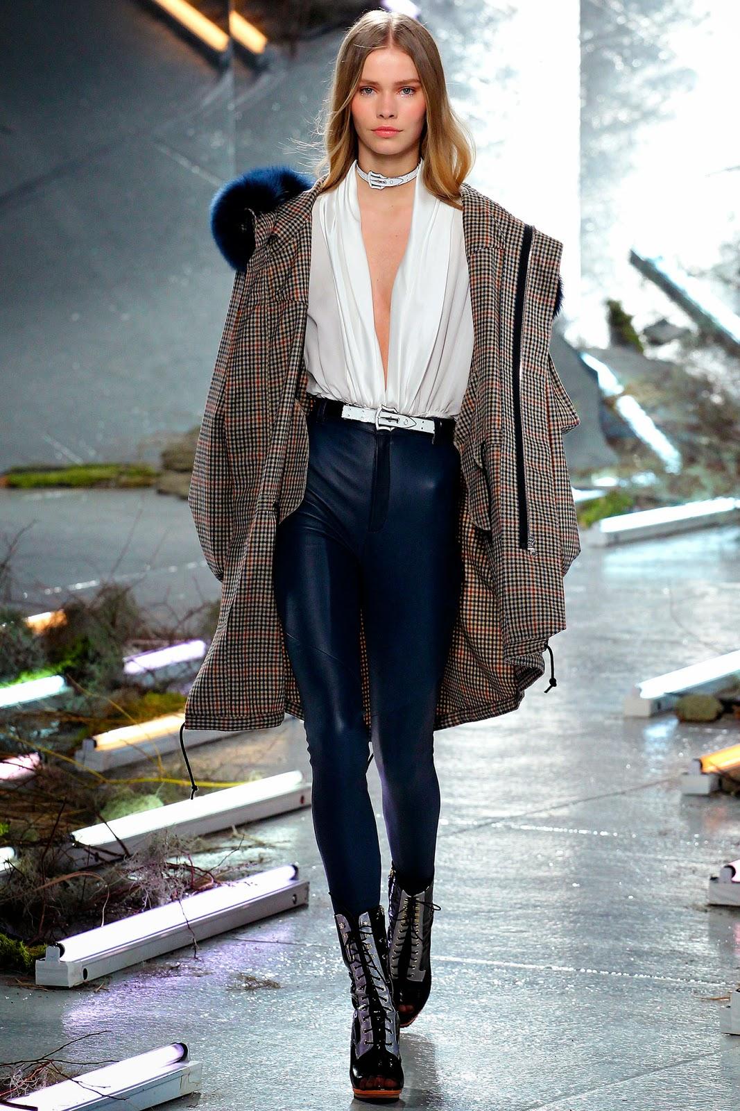 Les oiseaux de paradis du défilé Rodarte...