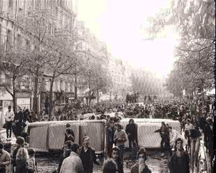 Voici le mois de mai où les fleurs volent au vent… mai-68-strasbourg.1209589781.jpg