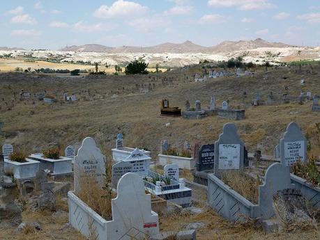 Turquie - jour 21 - Vallées de Cappadoce  - 022 - Çavuşin, le cimetière