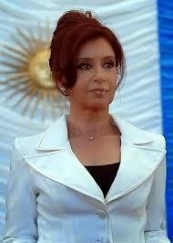 Argentine : La présidente Kirchner accuse la justice de combat politique