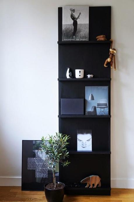 DIY-etagère-noire-en-bois-DIY-Crush-sur-Nat-et-nature Semaine 8_2015 sur les blog déco