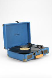 URBAN OUTFITTERS & ses tourne-disques !