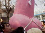 Défilés pénis géants, Japon festival fertilité (Kanamara Matsuri)