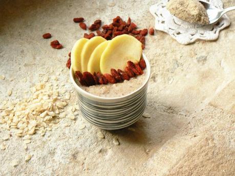 Porridge au souchet, pommes et goji Porridge souchet goji