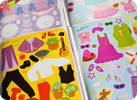 Coffret anniversaire 30 ans J’habille mes amies - éditions Usborne