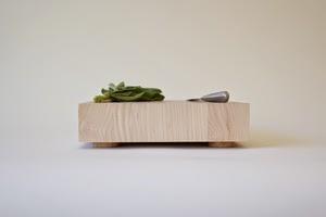 Californie / Silvia Song, une artiste slow-design qui travaille le bois /