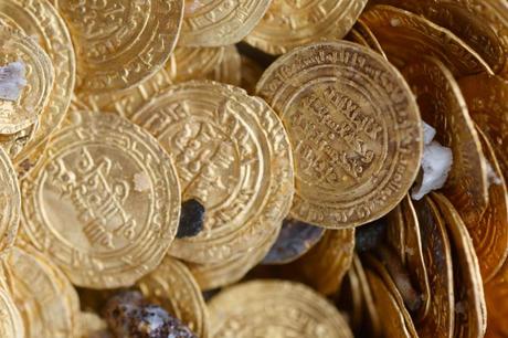 Un trésor de pièces d'or découvert au large des côtes d'Israel