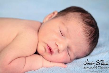 Photos de nouveau-né : Tom