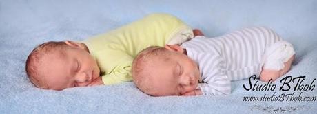 Photos de jumeaux nouveau-né vers Saint-étienne